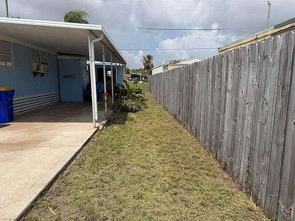 3rd image of 8364 SE Sandy Lane
