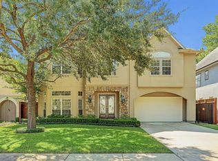 5401 Evergreen St, Bellaire, TX 77401