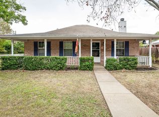 301 W Pecan St, Aubrey, TX 76227