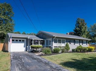 64 Ellendale Cir, Springfield, MA 01128