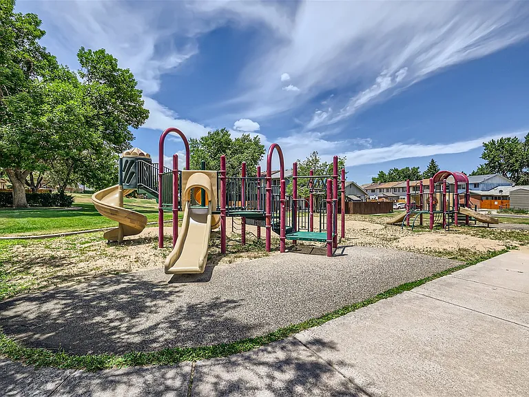 330 Gahart Dr #1 — Photo 16
