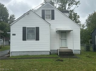 1351 Bradford St NW, Warren, OH