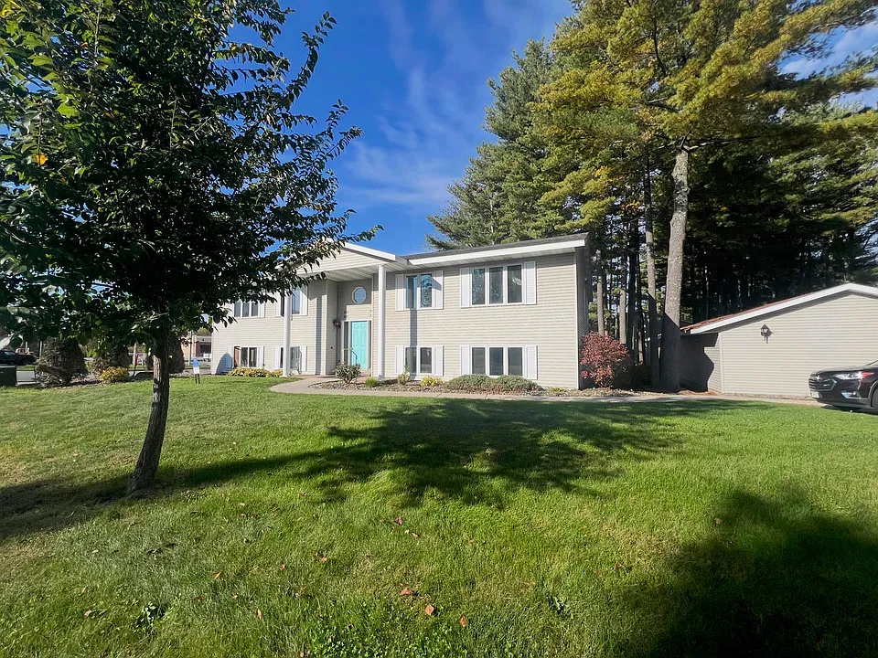 642-648 S 44th Ave