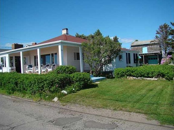 2nd image of 46 Ocean Avenue