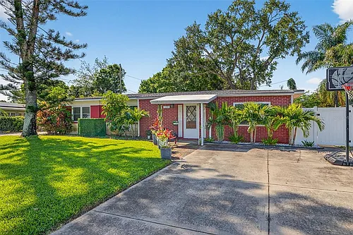 1760 75th Ave N Photo 1