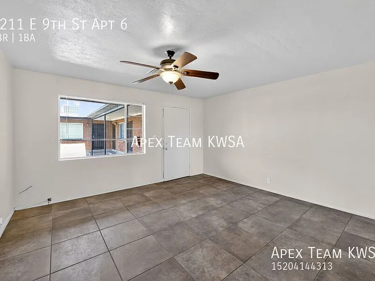 1211 E 9th St #6 — Photo 10