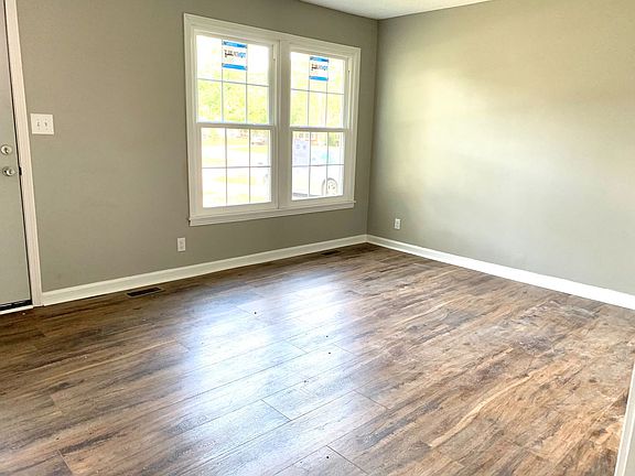 2nd image of 512 Kellia Dr