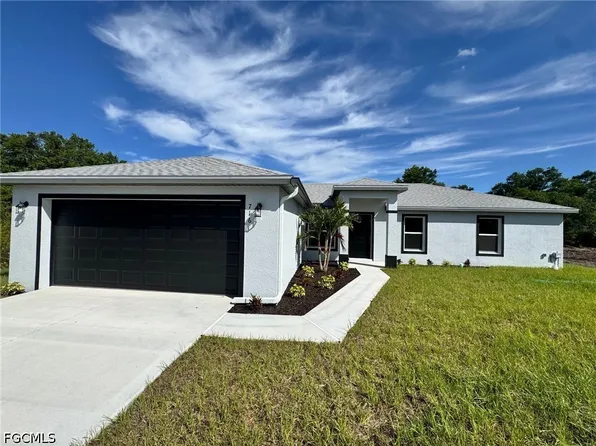 716 Ledge St, Lehigh Acres, FL 33972