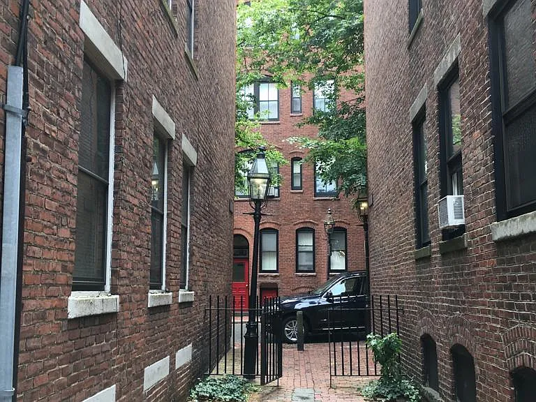 25 Revere St #5 — Photo 21