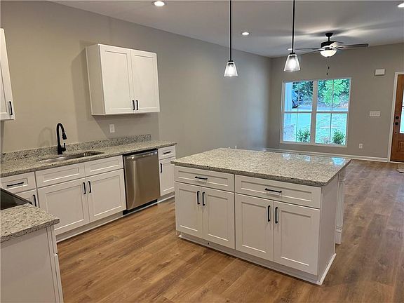 2nd image of 109 Haygood Pl
