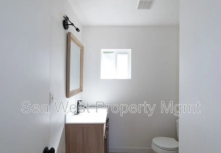 156 W Leucadia Blvd — Photo 16