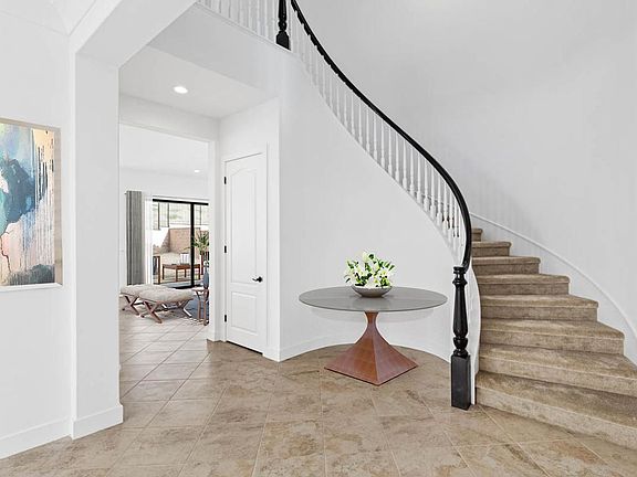 Virtually staged entrance