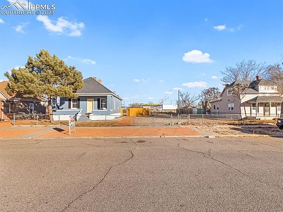 3rd image of 2316 E Evans Ave