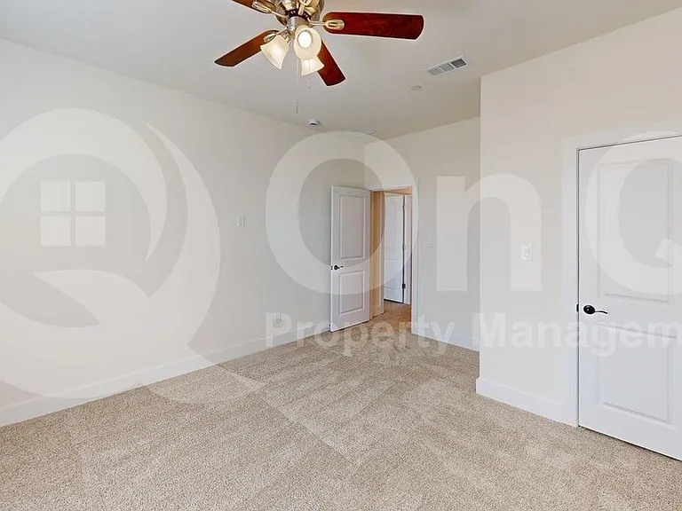 353 Buck Ridge Dr — Photo 13