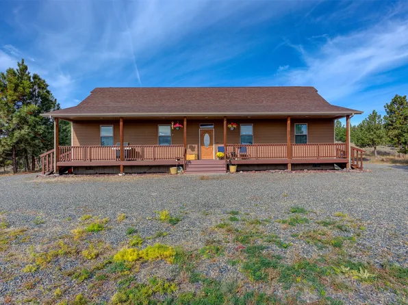 8224 Hillside Dr, Helena, MT 59602