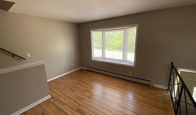 8551 Elm St #4 — Photo 3