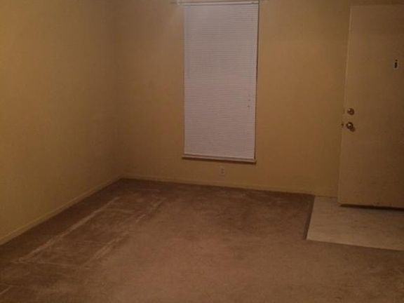 3rd image of 236 Graylynn Dr