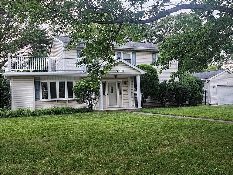 9804 Broad St — Photo 1