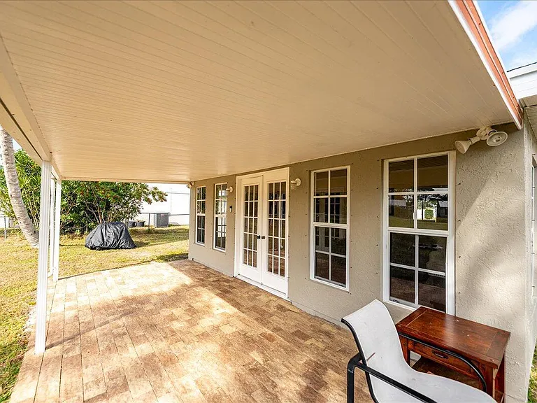 1969 SE Redwing Cir — Photo 35