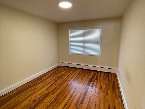 3rd image of 3250 Lucerne St #2
