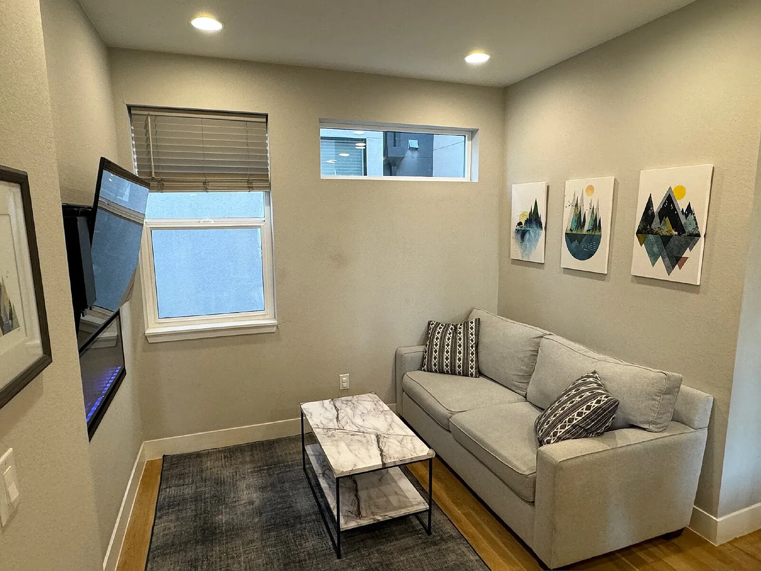 2 bed, 2.5 bath, 1070 sqft, $3,000 — Photo 4