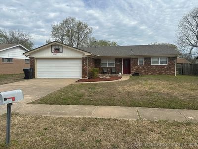 1633 S 3rd St, Broken Arrow, OK, 74012