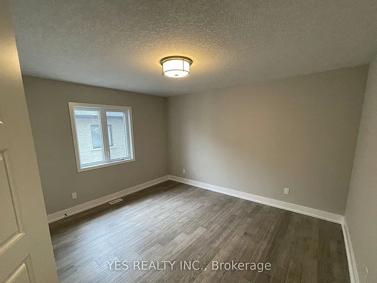 87 Doon Creek St — Photo 3
