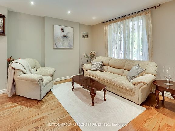 3rd image of 82 Helena Ave