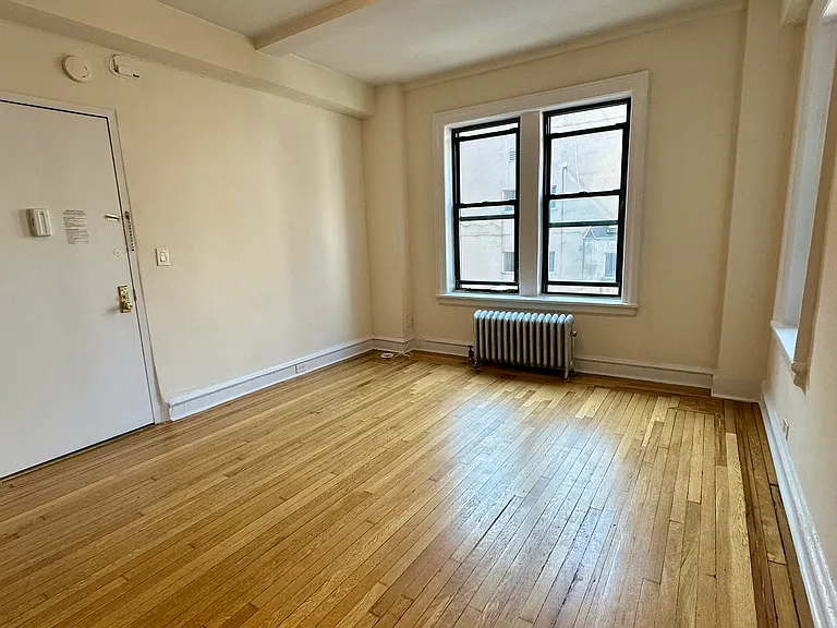 350 W 55th St #6M — Photo 5