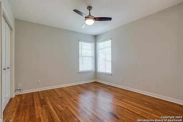 526 Marchmont Ln — Photo 13