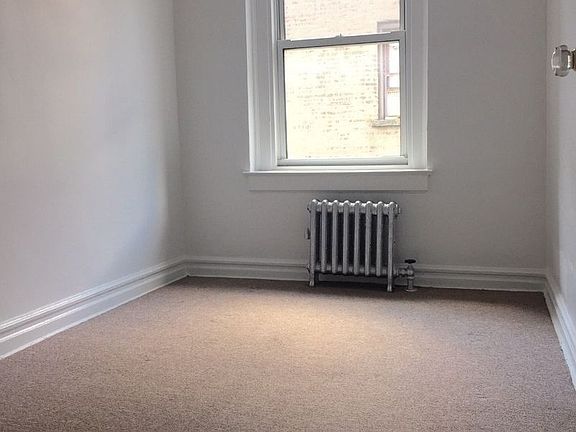 4th image of 1414 3rd Ave APT 1C