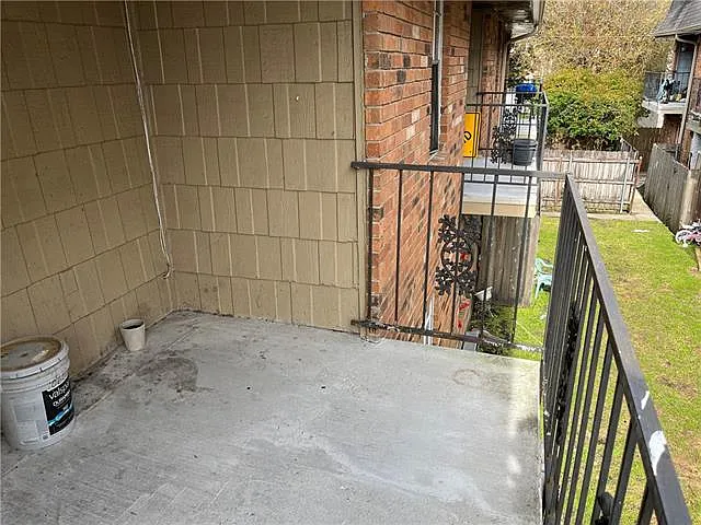 2 bed, 1.5 bath, 1200 sqft, $1,250 — Photo 2