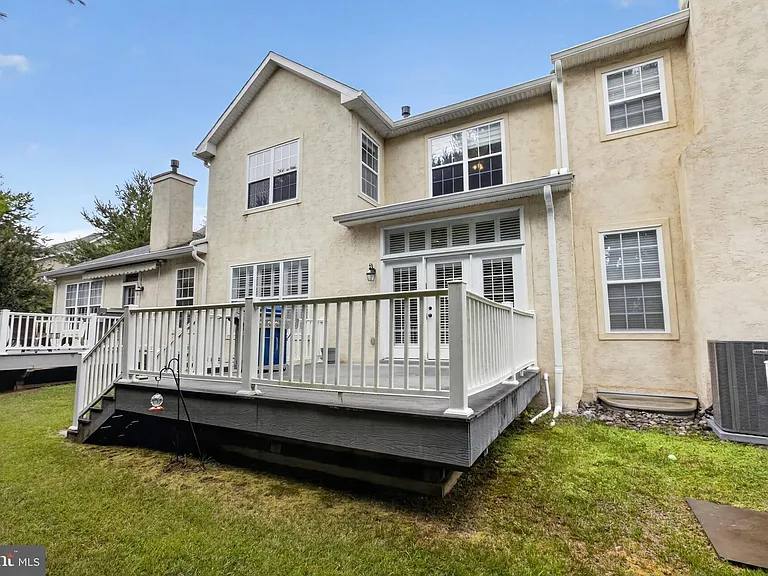16 Oak Leaf Ln — Photo 63