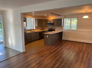 90 Roger Williams Ave FLOOR 1, Rumford, RI 02916