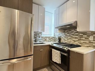 42-23 Parsons Blvd #5B, Flushing, NY 11355