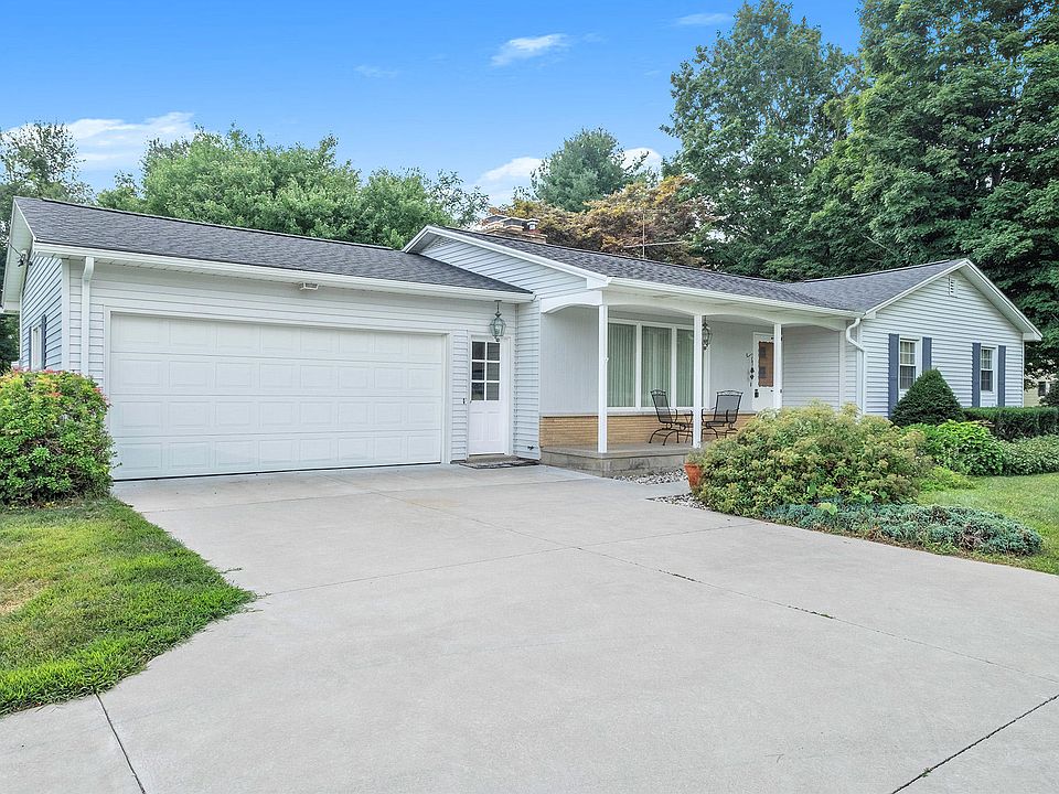 1st image of 3018 118th Ave