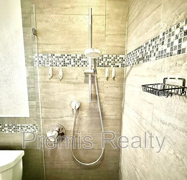 2500 Winding Creek Blvd #H202 — Photo 12