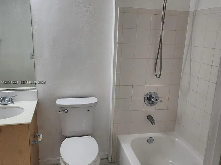 2433 Centergate Dr #203 — Photo 14