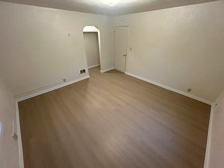 400 W 13th St #2 — Photo 1