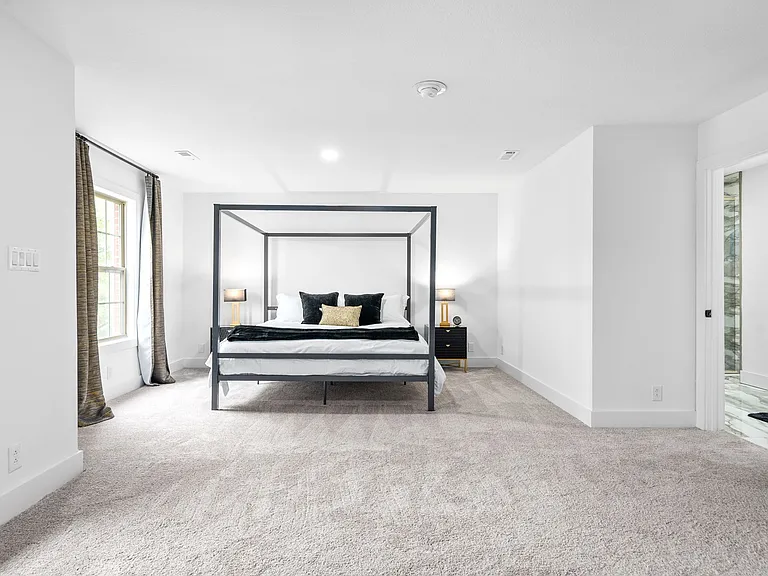 416 Franklin St — Photo 11
