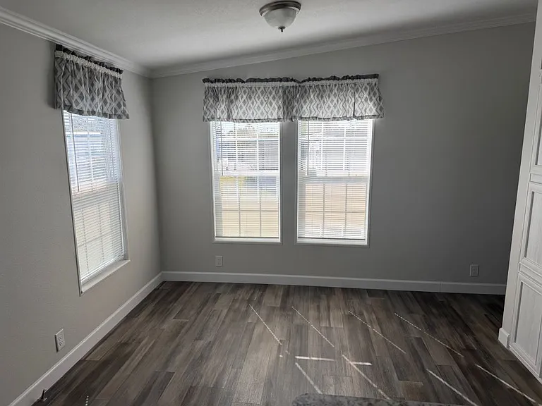 160 4th St W #160 — Photo 10
