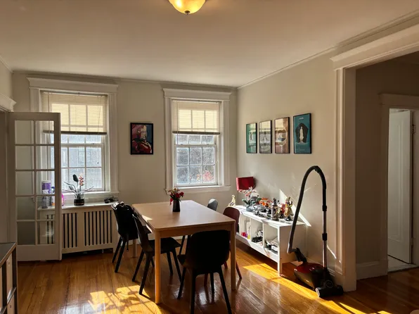 856 Massachusetts Ave APT 7, Cambridge, MA 02139