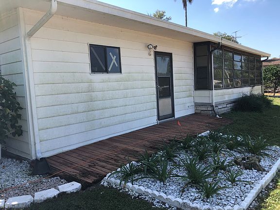 5th image of 16922 Silver Shores Ln