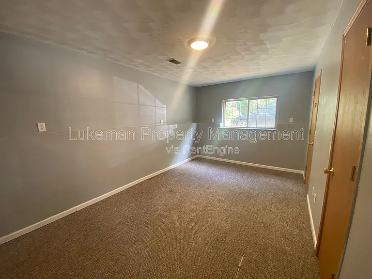 1201 Lafayette Ave — Photo 6
