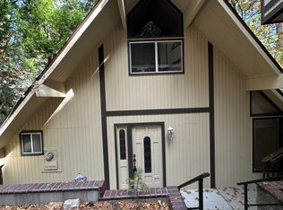 347 Riviera Dr, Lake Arrowhead, CA 92352