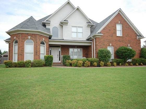 1st image of 1704 Belledeer Dr W