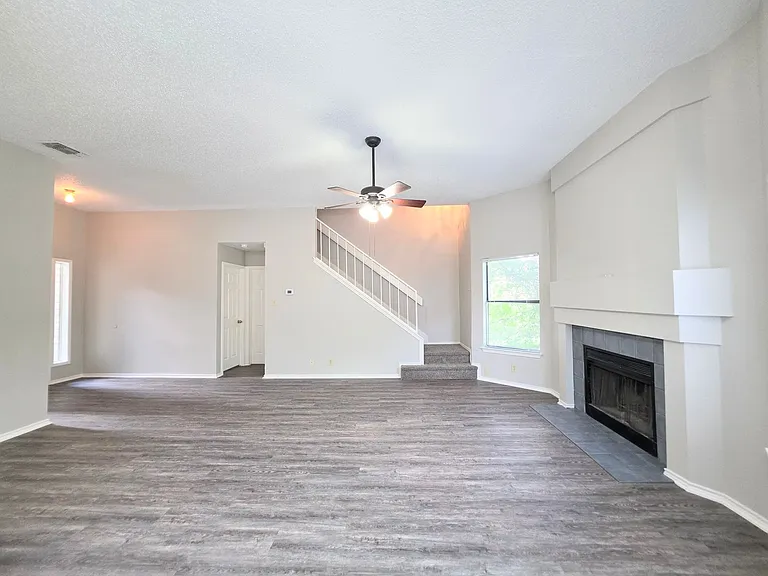 8562 Serene Ridge Dr — Photo 16