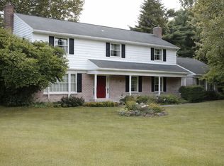 134 Riveredge Dr, Leola, PA 17540