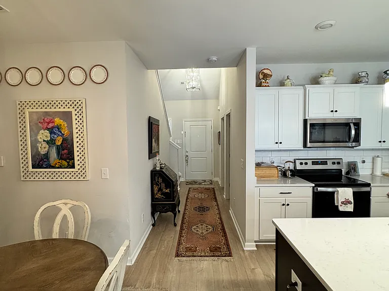 7524 Fernvale Springs Way — Photo 8