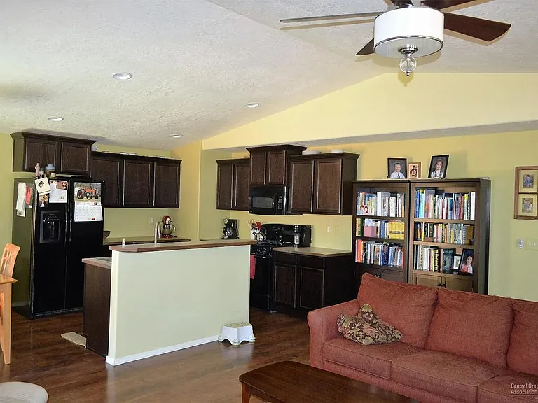20254 SE Knightsbridge Pl — Photo 4